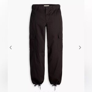 Levi’s 94 Baggy Cargos